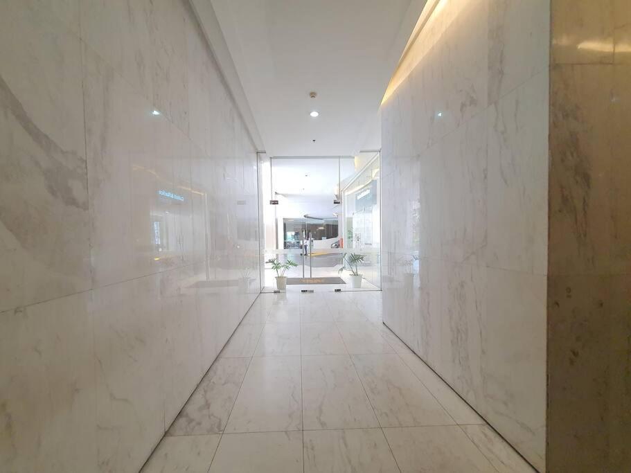 Bgc Taguig Cozy 2 Bedroom Loft, With Stunning Bgc Skyline View! Manila Esterno foto